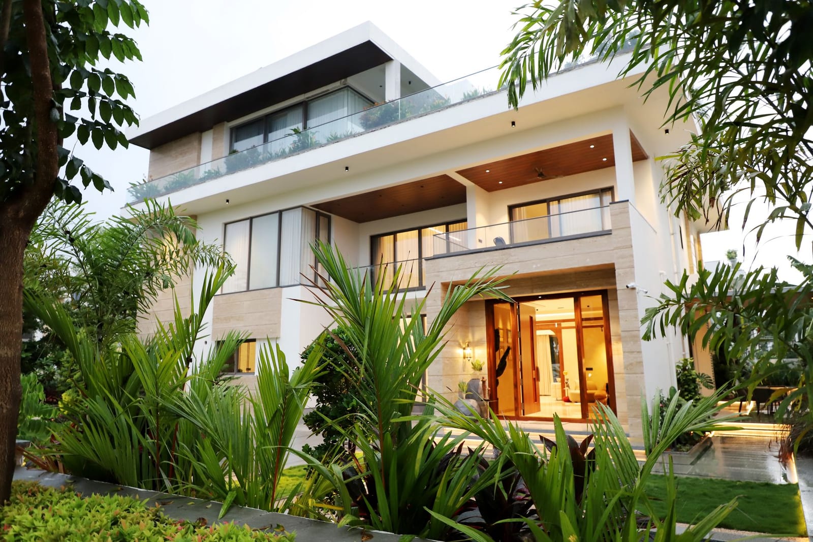 Royal Gardens Estate, GRA Benin City — exterior