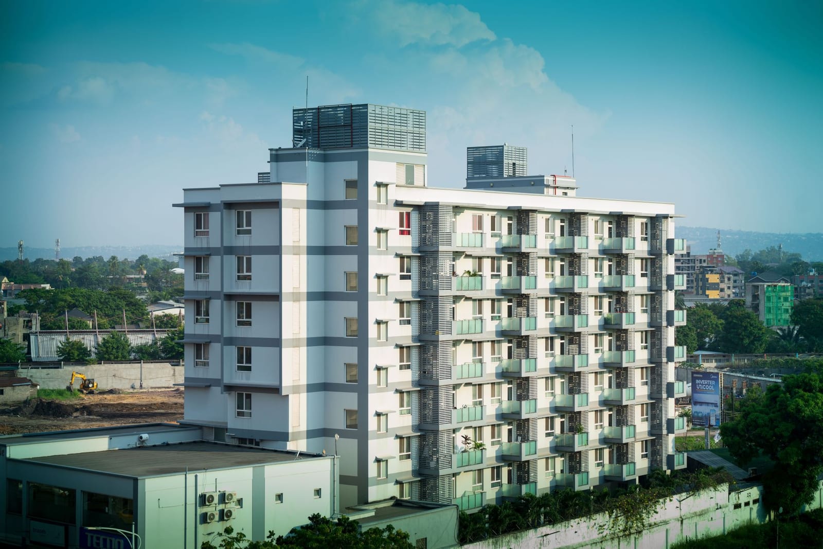 3-Bedroom Apartment Short Let in Oke-Ado — building exterior