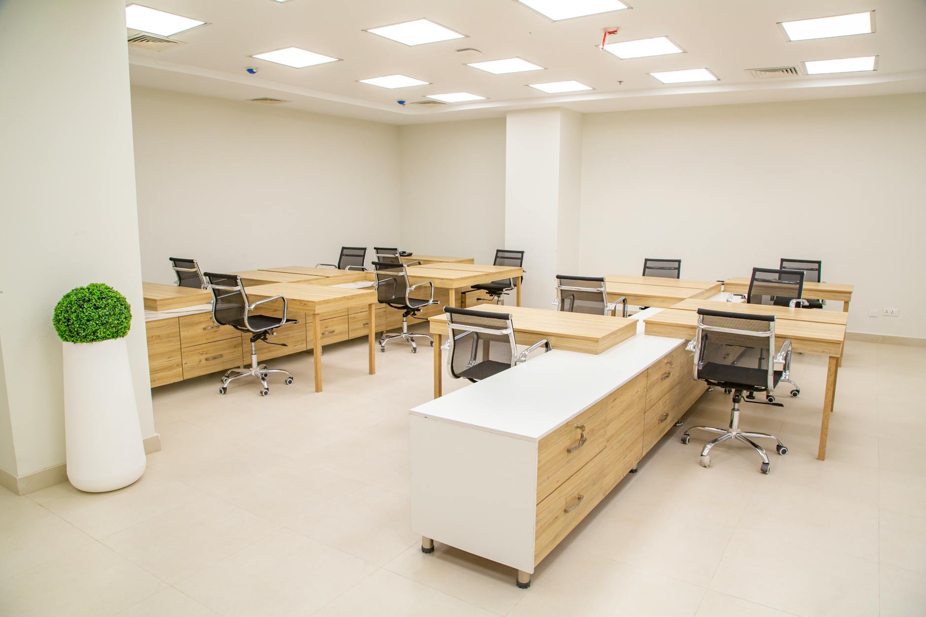 212sqm Office Space to Let — Lakowe