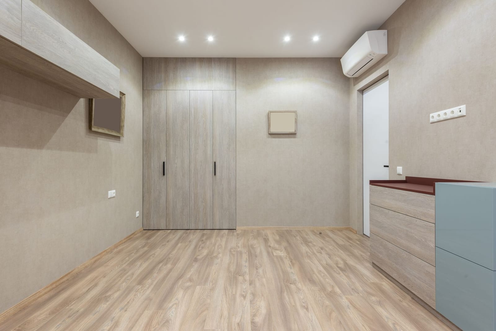 4-Bedroom Apartment for Sale in Ogbe Quarters