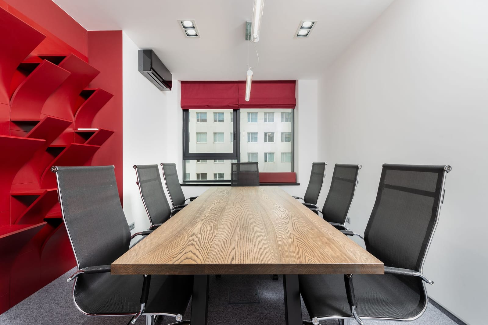 93sqm Commercial Space to Let — Ipaja — office interior
