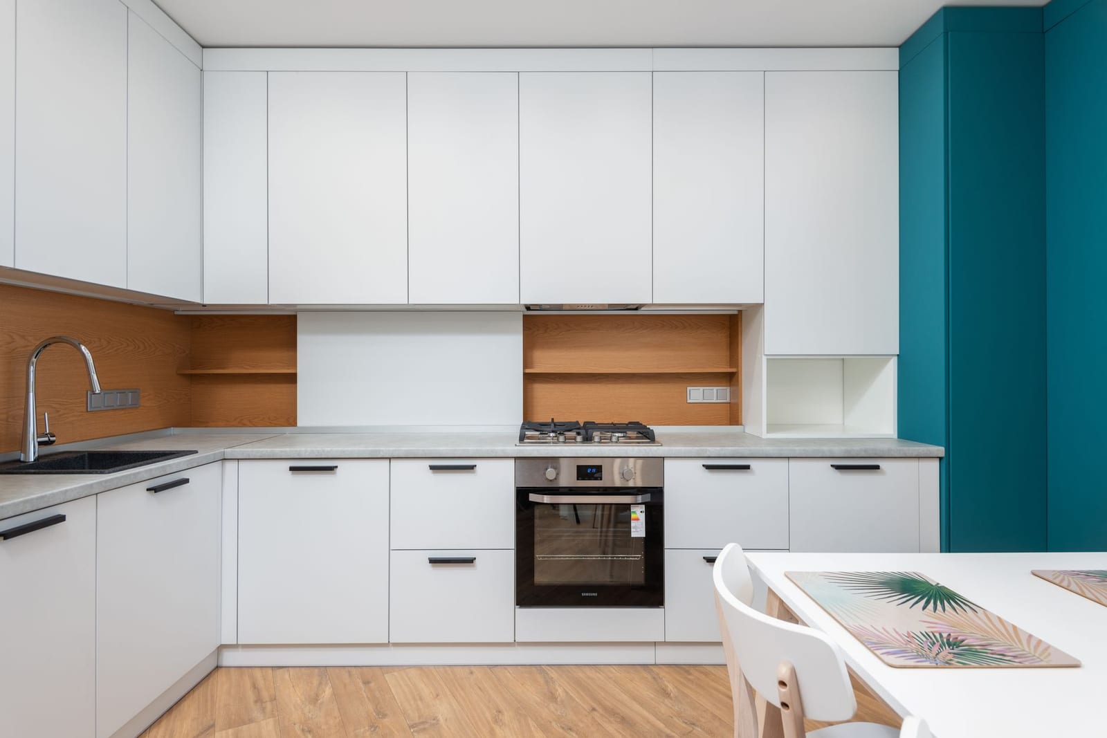 4-Bedroom Penthouse Apartment, Jabi Abuja β kitchen