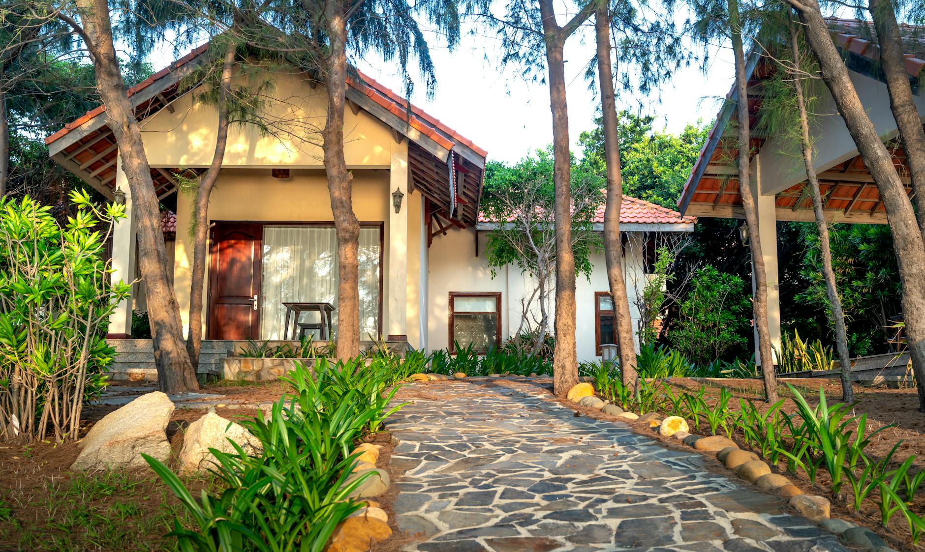Spacious 4-Bedroom Bungalow in Prime Abraham Adesanya Location